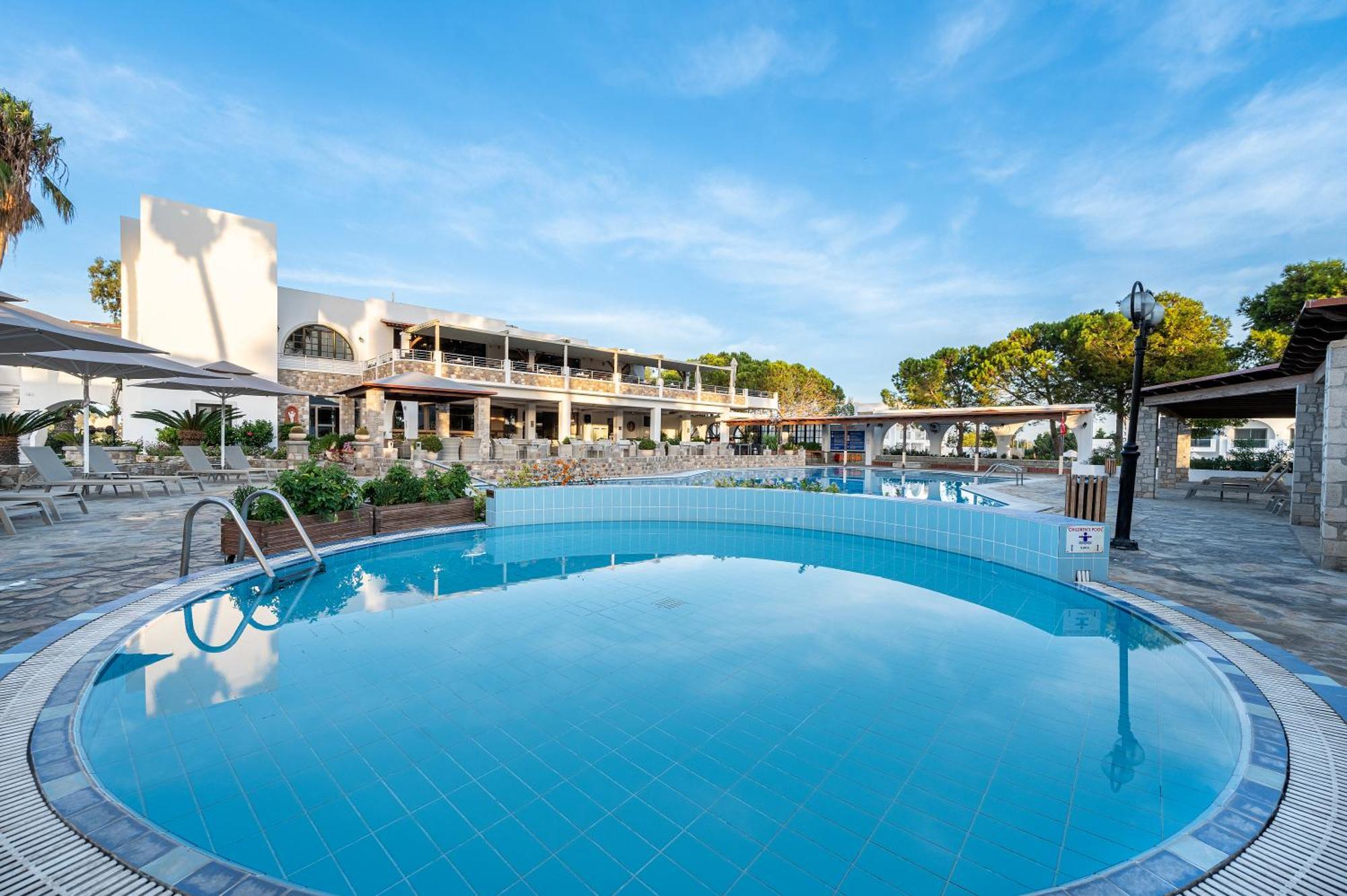 Palladium Hotel Marmari  Buitenkant foto